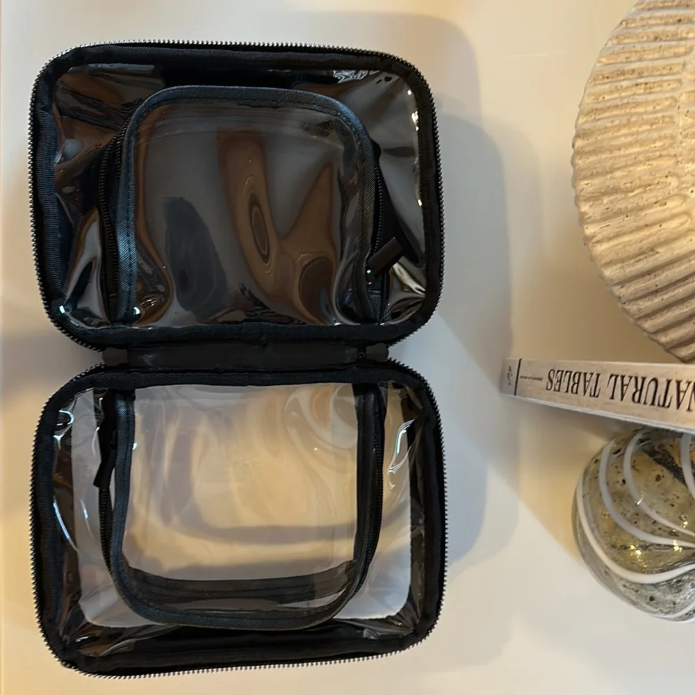 NWOT DIME Black Makeup Travel Bag - Picture 4 of 6
